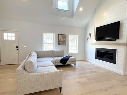 Brewster Cape Cod vacation rental - Enter beautiful living room