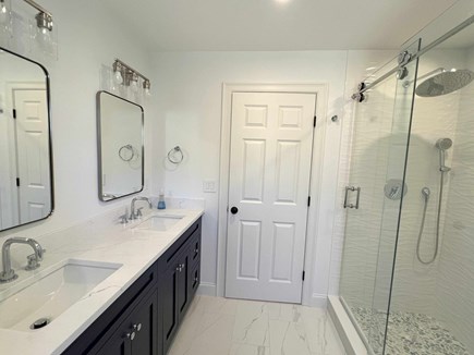 Brewster Cape Cod vacation rental - Primary bedroom full bath<br/>