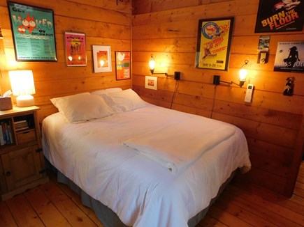 Wellfleet Cape Cod vacation rental - First floor bedroom