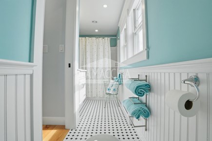 Sandwich Cape Cod vacation rental - Bathroom