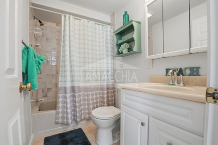Sandwich Cape Cod vacation rental - Full bath