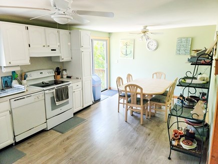 Wellfleet Cape Cod vacation rental - Kitchen