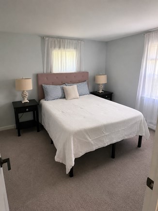 Yarmouthport Cape Cod vacation rental - Queen bed