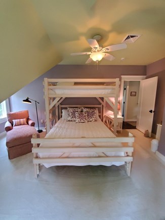 On Snipatuit Pond, Rochester MA vacation rental - Guest bedroom