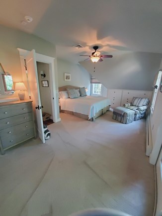 On Snipatuit Pond, Rochester MA vacation rental - Master bedroom