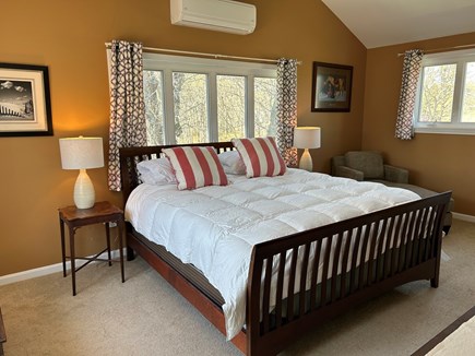 Centerville, Craigville Beach Cape Cod vacation rental - 2nd floor King access to full bath