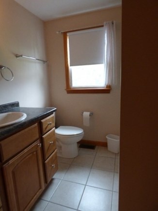 Dennis Cape Cod vacation rental - 1 Full bath with Tub