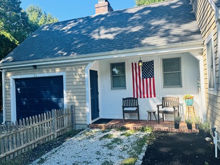 Osterville Cape Cod vacation rental - Front porch sitting area