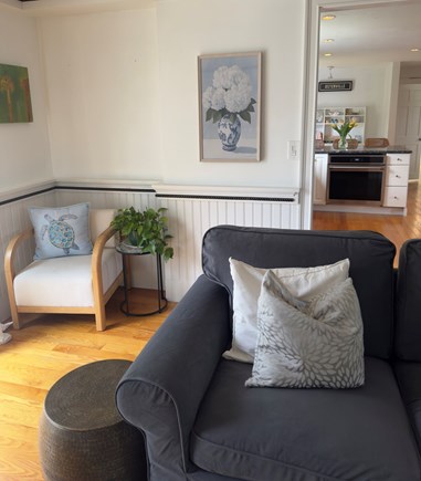Osterville Cape Cod vacation rental - Living room