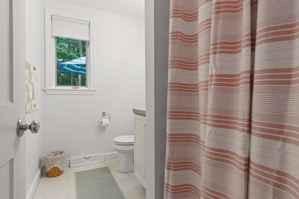 Dennis Cape Cod vacation rental - First floor bathroom