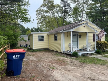 East Wareham MA vacation rental - Two Driveways