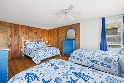 Bourne, Buzzards Bay Cape Cod vacation rental - Bedroom 3 - Queen and 2 twins - Second Floor