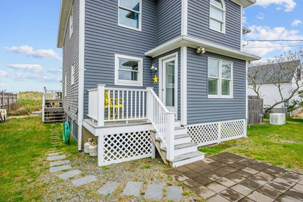 Bourne, Buzzards Bay Cape Cod vacation rental - Front steps leading up to the entrance of the home