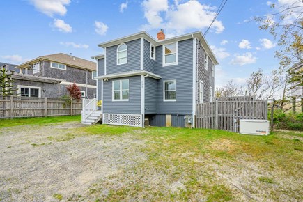 Bourne, Buzzards Bay Cape Cod vacation rental - Front yard