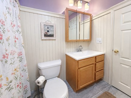 East Falmouth Cape Cod vacation rental - Full bath on 2nd Floor
