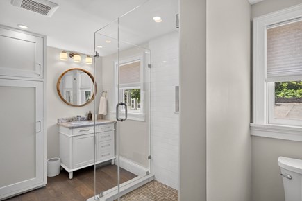Provincetown Cape Cod vacation rental - Ensuite Bathroom