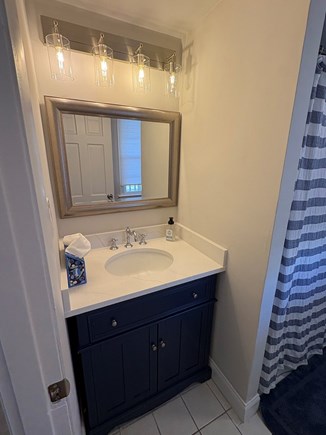 West Dennis Cape Cod vacation rental - Bathroom