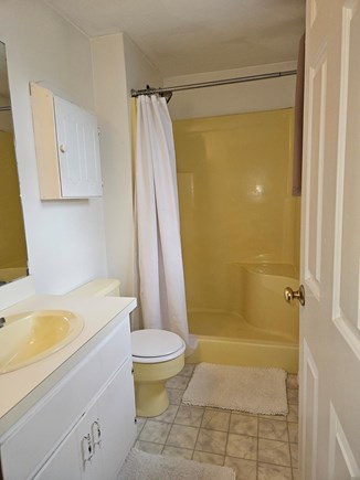 Yarmouth Cape Cod vacation rental - Private Main Bath