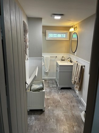 West Dennis Cape Cod vacation rental - Main bathroom