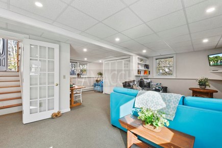 Centerville Cape Cod vacation rental - Family room