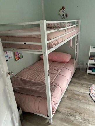 Falmouth, New Silver Beach Cape Cod vacation rental - Bedroom 2- bunks