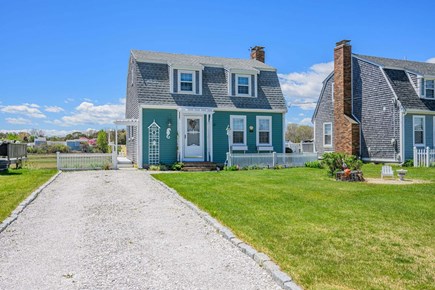 East Sandwich Cape Cod vacation rental - Parking area