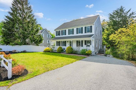 Cotuit Cape Cod vacation rental - Parking area
