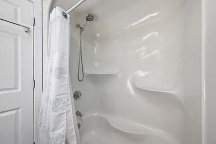 New Seabury, Mashpee Cape Cod vacation rental - Bathroom 2 - Full with shower and tub combo - Second Floor