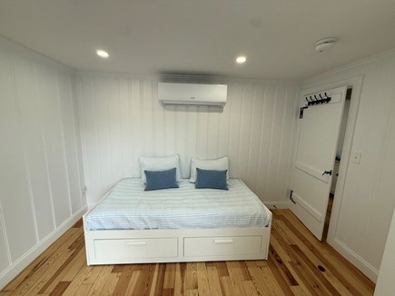 Dennis Port Cape Cod vacation rental - Twin Day bed that converts to full bed