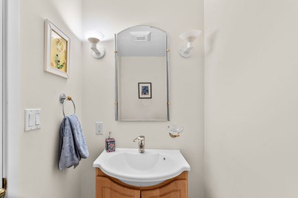Mashpee Cape Cod vacation rental - Powder room-1st Floor
