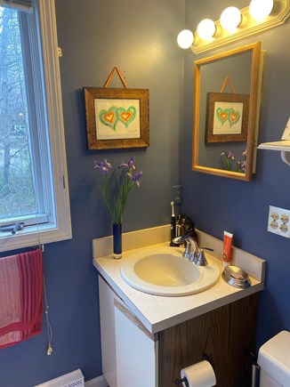 Plymouth MA vacation rental - Full bath on second floor