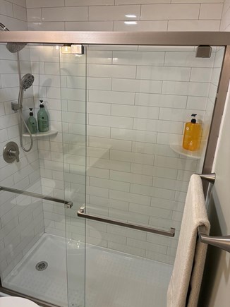 Brewster, Ocean Edge Cape Cod vacation rental - Bathroom