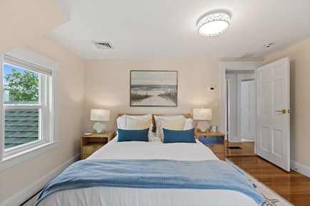 Hyannis Cape Cod vacation rental - 2nd floor: Queen bed
