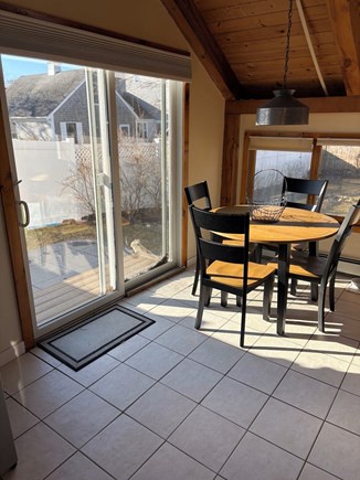 Manomet Manomet vacation rental - Dining area