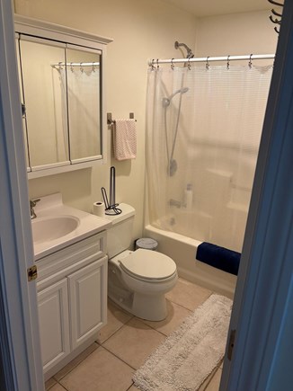 Brewster Cape Cod vacation rental - Bathroom