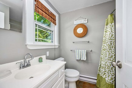 Chatham Cape Cod vacation rental - Bathroom - Full with shower and tub combo - First Floor