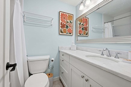 Mashpee Cape Cod vacation rental - Bathroom 2 - Full shower and tub combo