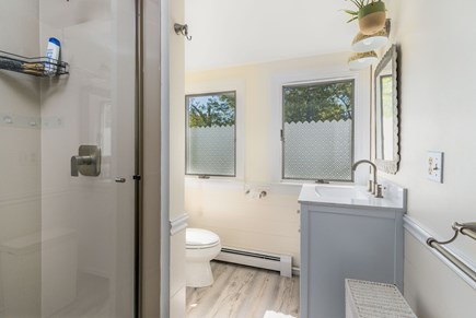 Cataumet Cape Cod vacation rental - Upstairs bathroom