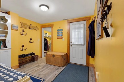 Dennisport Cape Cod vacation rental - Foyer