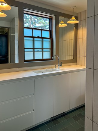 Eastham Cape Cod vacation rental - Bathroom