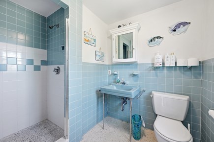 Orleans Cape Cod vacation rental - Full bath 1