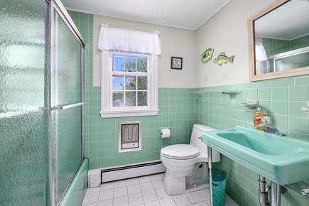 Orleans Cape Cod vacation rental - Full bath 2