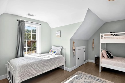 Yarmouth Port Cape Cod vacation rental - Upstairs Bedroom #3 - 5 Twin Beds (1 twin, 2 bunk beds), Smart TV