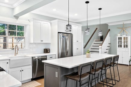 Yarmouth Port Cape Cod vacation rental - Counter Seating for 5