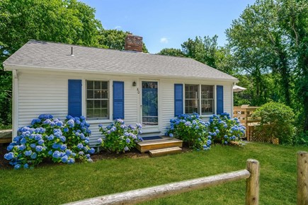 Chatham Cape Cod vacation rental - Welcome to Azure Cottage- 80 Lienau Dr Chatham Ma - Cape Cod- New England Vacation Rentals