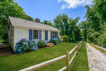 Chatham Cape Cod vacation rental - Welcome to Azure Cottage- 80 Lienau Dr Chatham Ma - Cape Cod- New England Vacation Rentals
