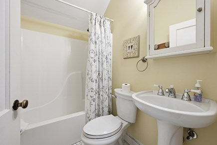 Hyannis Cape Cod vacation rental - Bathroom 1 - Full with shower and tub combo