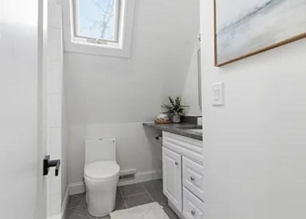 Mashpee Cape Cod vacation rental - Bathroom