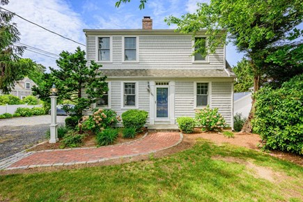 Centerville Cape Cod vacation rental - walkway leading to the front door