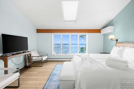 Plymouth MA vacation rental - Bedroom - King - Upper Level